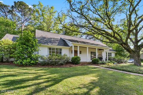 2253 E Manor Dr, Jackson, MS 39211 photo 2