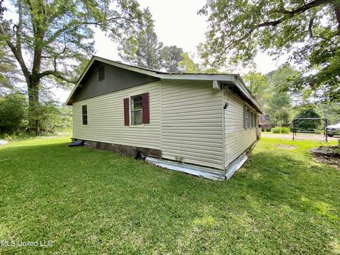 1446 Lakeview Ave, Jackson, MS 39212 photo 3