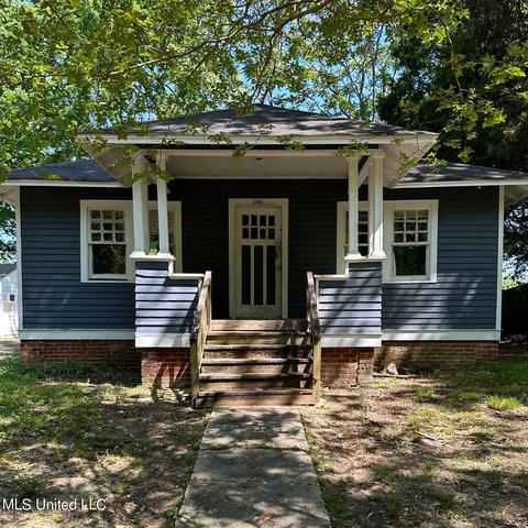 240 Johnson Park, Holly Springs, MS 38635