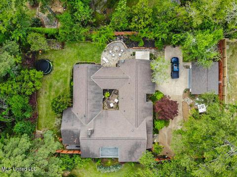 4143 N Honeysuckle Ln, Jackson, MS 39211 photo 3