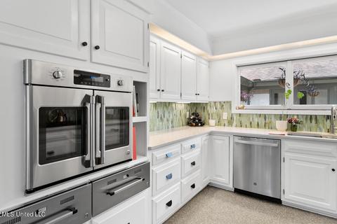4143 N Honeysuckle Ln, Jackson, MS 39211 photo 52