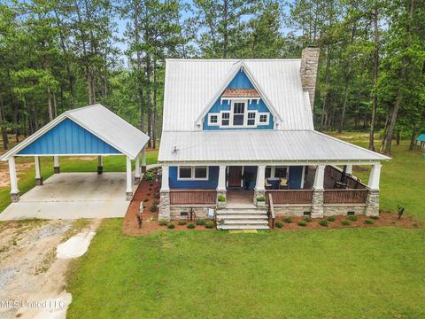 1280 Palestine Gardens Rd, Lucedale, MS 39452
