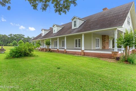 7191 Barton Agricola Road Rd, Lucedale, MS 39452 photo 2