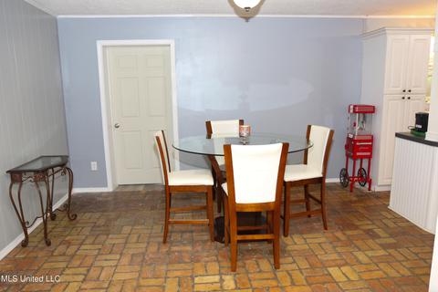 13821 Constitution Rd, Moss Point, MS 39562 photo 10