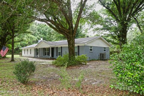 13821 Constitution Rd, Moss Point, MS 39562 photo 3