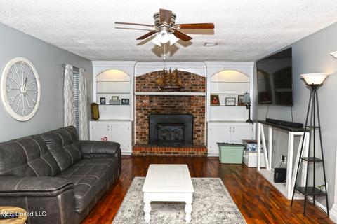 13821 Constitution Rd, Moss Point, MS 39562 photo 9