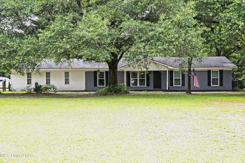 13821 Constitution Rd, Moss Point, MS 39562 photo 2