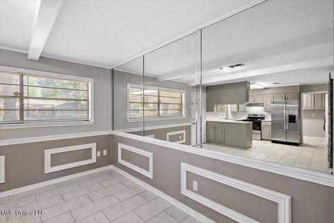 210 Riviera Dr, Jackson, MS 39211 photo 8