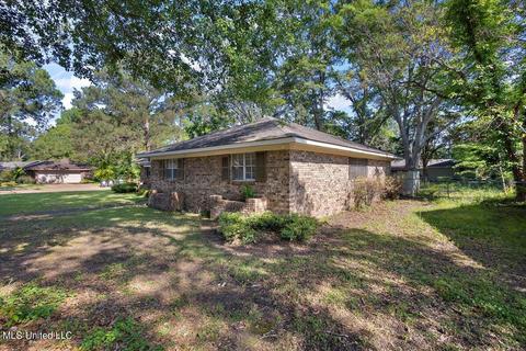 210 Riviera Dr, Jackson, MS 39211 photo 3