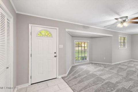 210 Riviera Dr, Jackson, MS 39211 photo 5