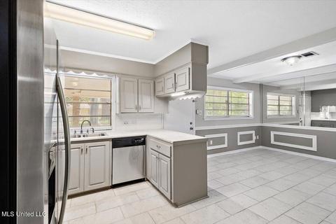 210 Riviera Dr, Jackson, MS 39211 photo 11