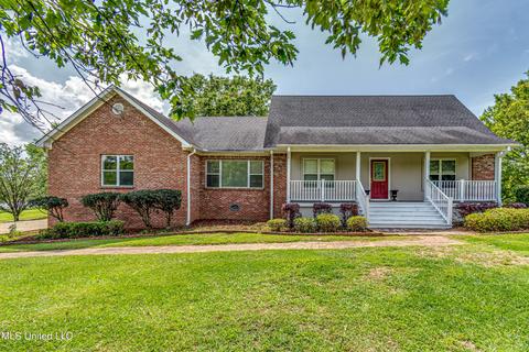 1291 Tara Ln, Terry, MS 39170 photo 1