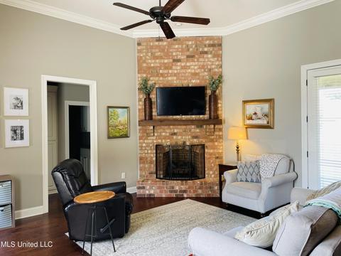 156 Falls Xing, Madison, MS 39110 photo 3