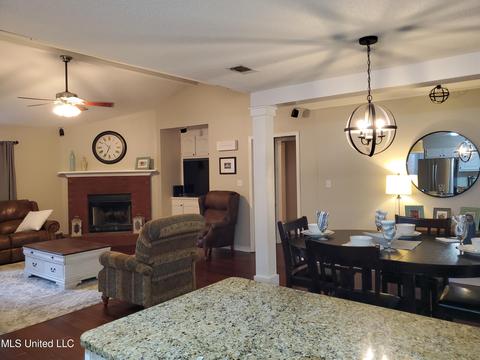61 Timber Ln, Purvis, MS 39475 photo 3