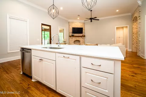 1218 Cutter Ln, Brandon, MS 39047 photo 7