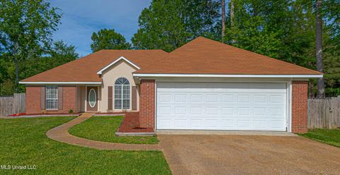 130 Holmar Dr, Brandon, MS 39047