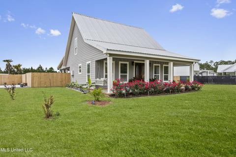 15711 Krohn Rd, Vancleave, MS 39565