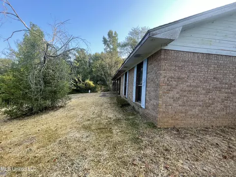 110 Bryant Ln, Magee, MS 39111 photo 11
