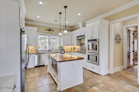304 Loring Cir, Brandon, MS 39042 photo 17