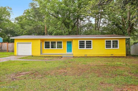 4146 Plaza St, Jackson, MS 39206