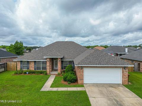 15261 Haversham Pl, Biloxi, MS 39532
