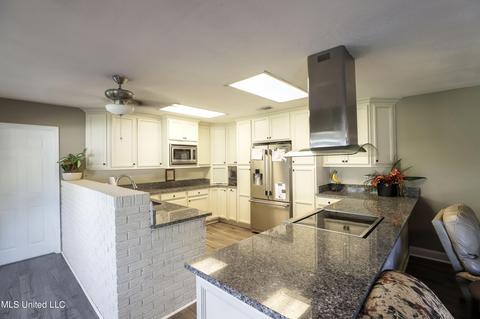 22530 Saucier Lizana Rd, Saucier, MS 39574 photo 13