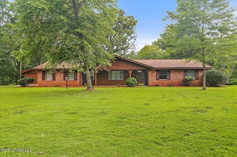 1626 Florence Byram Rd, Florence, MS 39073