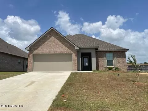 18044 Evergreen Dr, Gulfport, MS 39503