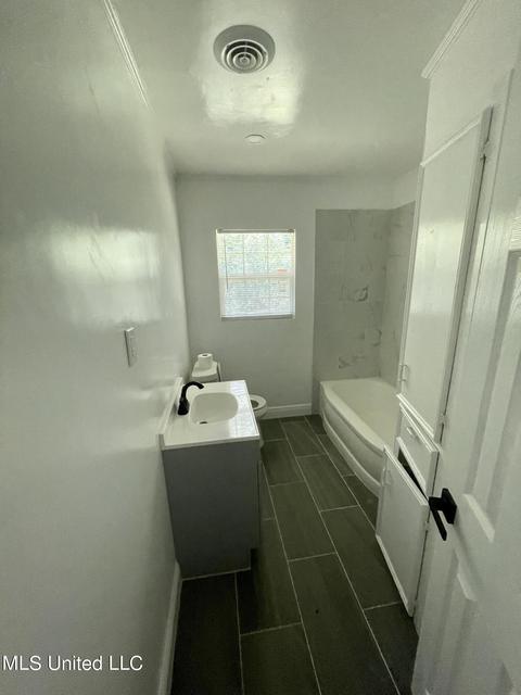 405 Cummins St, Jackson, MS 39204 photo 10