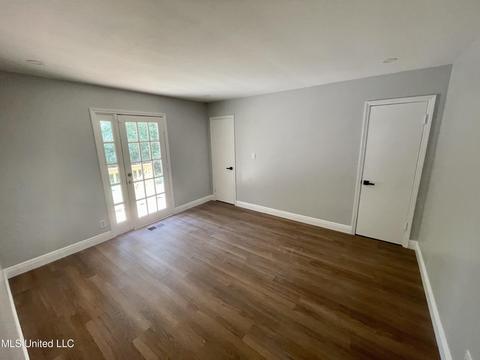 405 Cummins St, Jackson, MS 39204 photo 5
