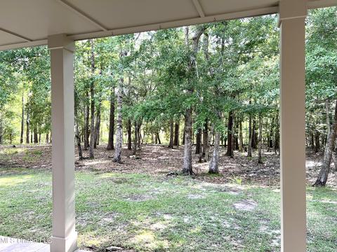8335 Kahala Dr, Diamondhead, MS 39525 photo 5