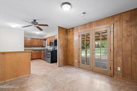 1461 Mount Pleasant Rd, Hernando, MS 38632 photo 7