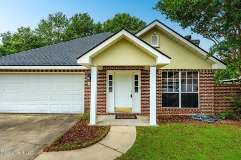 459 Pinecrest Cir, Long Beach, MS 39560 photo 4