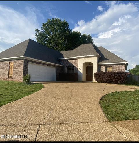 804 Stayton Cv, Byram, MS 39272