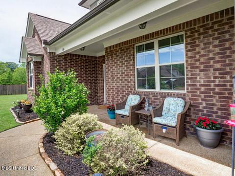 684 Mcneese Dr, Nesbit, MS 38651 photo 2