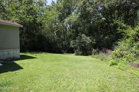 606 9th Ave NW, Magee, MS 39111 photo 4