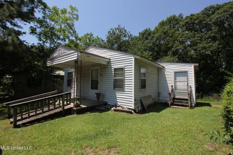 606 9th Ave NW, Magee, MS 39111 photo 3