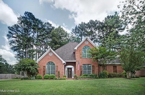 518 Ridge Cir, Brandon, MS 39047