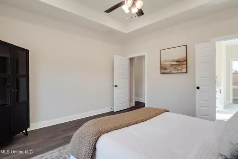 4878 June Fall Dr, Olive Branch, MS 38654 photo 16