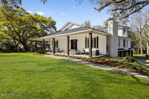 4921 Courthouse Rd, Gulfport, MS 39507