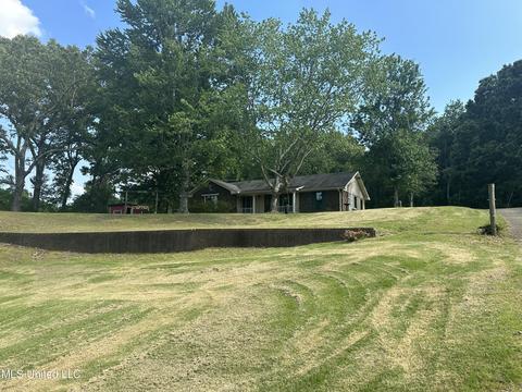 29386 E Hwy 4, Senatobia, MS 38668