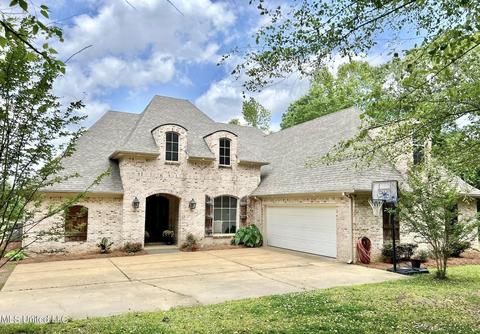 788 Rock Hill Rd, Braxton, MS 39044