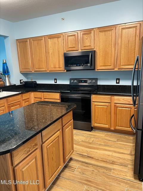 2230 Beach Dr #505, Gulfport, MS 39507 photo 2