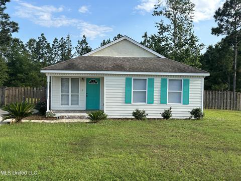 19335 Crestwick St, Saucier, MS 39574