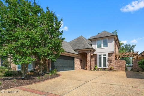 160 Summers Bay Dr, Ridgeland, MS 39157