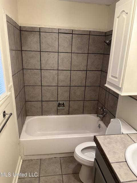 3045 Woodview Dr, Jackson, MS 39212 photo 28
