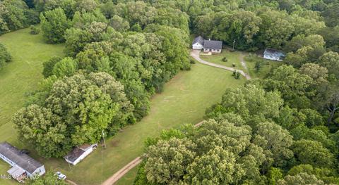 7011 Terry Rd, Terry, MS 39170 photo 8