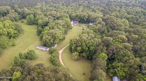 7011 Terry Rd, Terry, MS 39170 photo 9