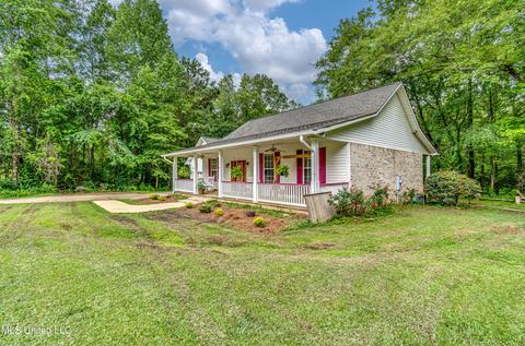 7011 Terry Rd, Terry, MS 39170 photo 5
