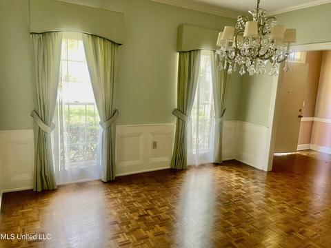 121 Hillcroft Pl, Jackson, MS 39211 photo 6
